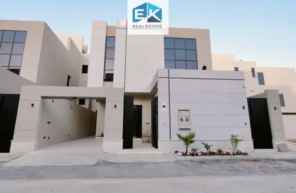 Villa - 5 Bedrooms - 6 Bathrooms for sale in Al Munisiyah - Riyadh - Ar Riyadh