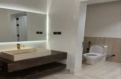 Apartment - 3 Bedrooms - 3 Bathrooms for rent in Al Qadisiyah - Riyadh - Ar Riyadh