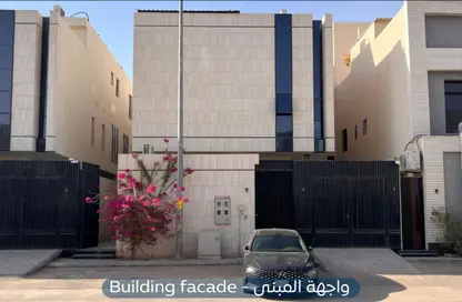 شقة - 3 غرف نوم - 2 حمامات للايجار في الرمال - الرياض - الرياض