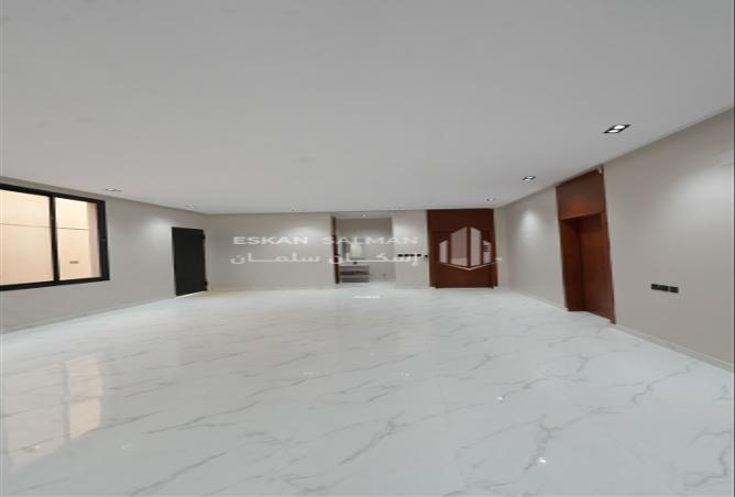 252560 - Property Image 3