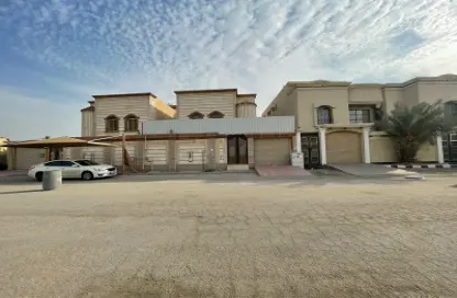 Duplex - 6 Bedrooms for sale in Dahiyat Al Malik Fahd - Ad Dammam - Eastern