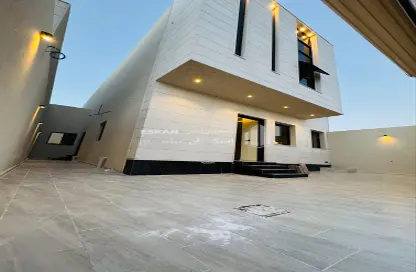 فيلا - 7 غرف نوم - 5 حمامات للبيع في العرفاء الغربية - الطائف - مكة المكرمة