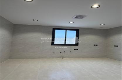 Full Floor - 6 Bedrooms - 3 Bathrooms for sale in Al Nadwah - Riyadh - Ar Riyadh