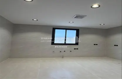 طابق كامل - 6 غرف نوم - 3 حمامات للبيع في الندوة - الرياض - الرياض