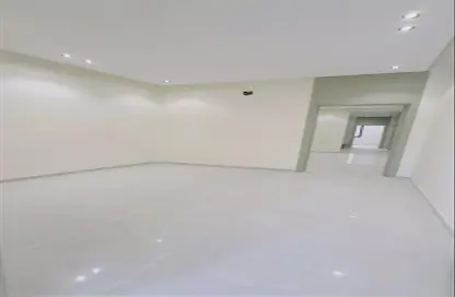 طابق كامل - 5 غرف نوم للبيع في الجنادرية - الرياض - الرياض