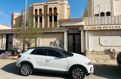 Full Floor - 3 Bedrooms - 2 Bathrooms for rent in Al Khalij - Riyadh - Ar Riyadh