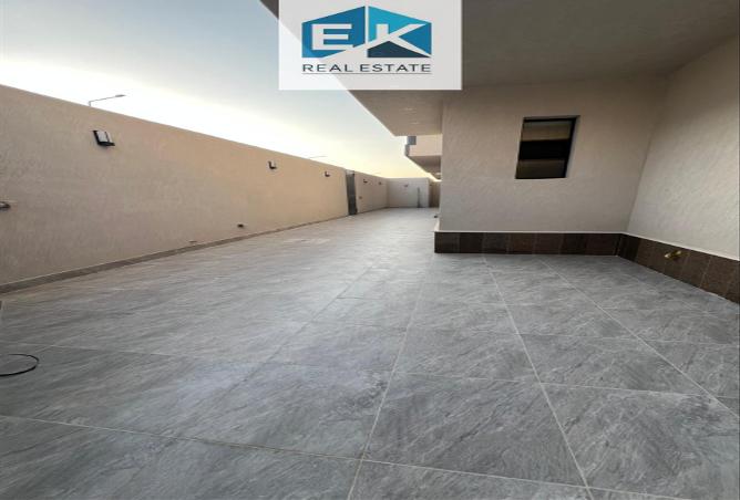 256949 - Property Image 2