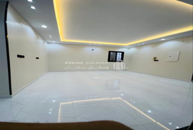 253469 - Property Image 3