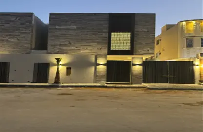 Villa - 5 Bedrooms - 7+ Bathrooms for sale in Al Yarmuk - Riyadh - Ar Riyadh