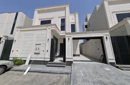 فيلا - 5 غرف نوم - 5 حمامات للبيع في المعيزيلة - الرياض - الرياض