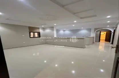 شقة - 5 غرف نوم - 3 حمامات للبيع في المروة - جدة - مكة المكرمة