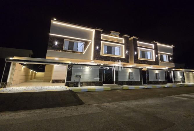 256196 - Property Image 2