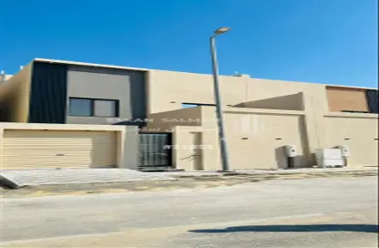فيلا - 8 غرف نوم - 6 حمامات للبيع في الأمواج - الخبر - الشرقية