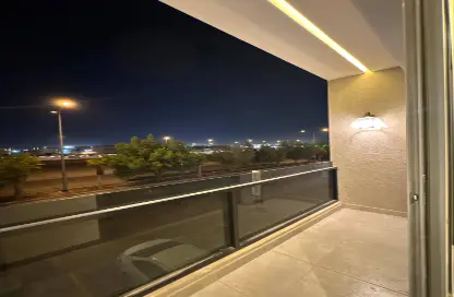 شقة - 4 غرف نوم - 4 حمامات للبيع في اليرموك - الرياض - الرياض