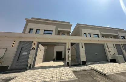 فيلا - 8 غرف نوم - 6 حمامات للبيع في العوالي - الرياض - الرياض