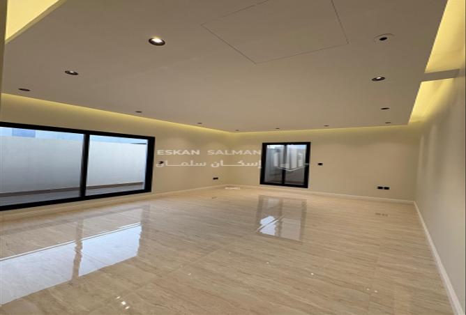 256358 - Property Image 3
