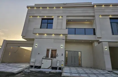 شقة - 3 غرف نوم - 5 حمامات للبيع في المعيزيلة - الرياض - الرياض