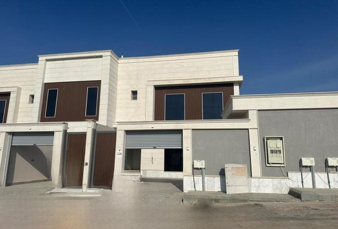Villa - 6 Bathrooms for sale in Ar Rimal - Bariduh - Al Qassim