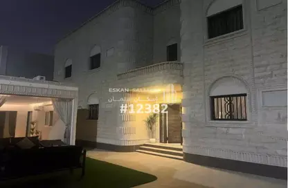 فيلا - 8 غرف نوم - 8 حمامات للبيع في الروضة - الرياض - الرياض